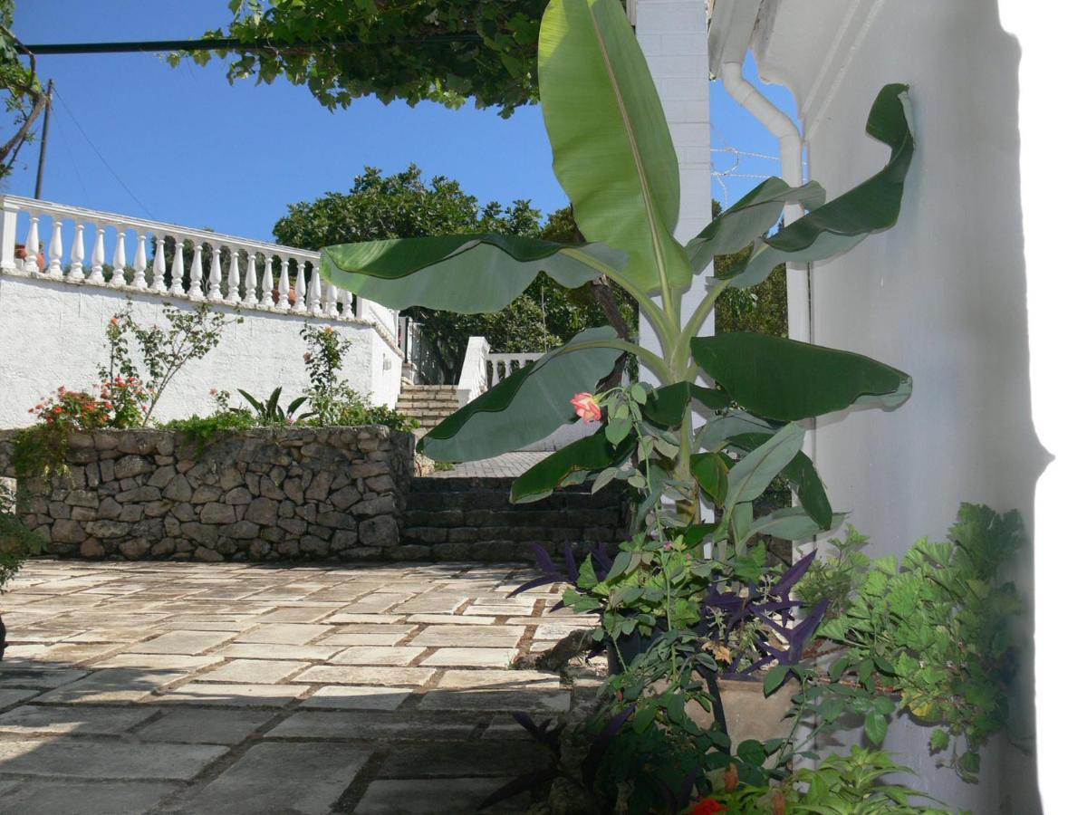 Villa Quietude Агиос Стефанос Номер фото