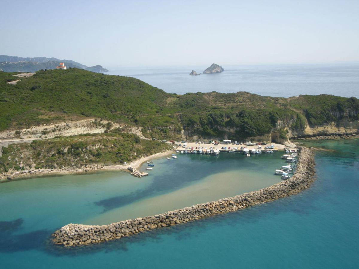 Villa Quietude Агиос Стефанос Экстерьер фото