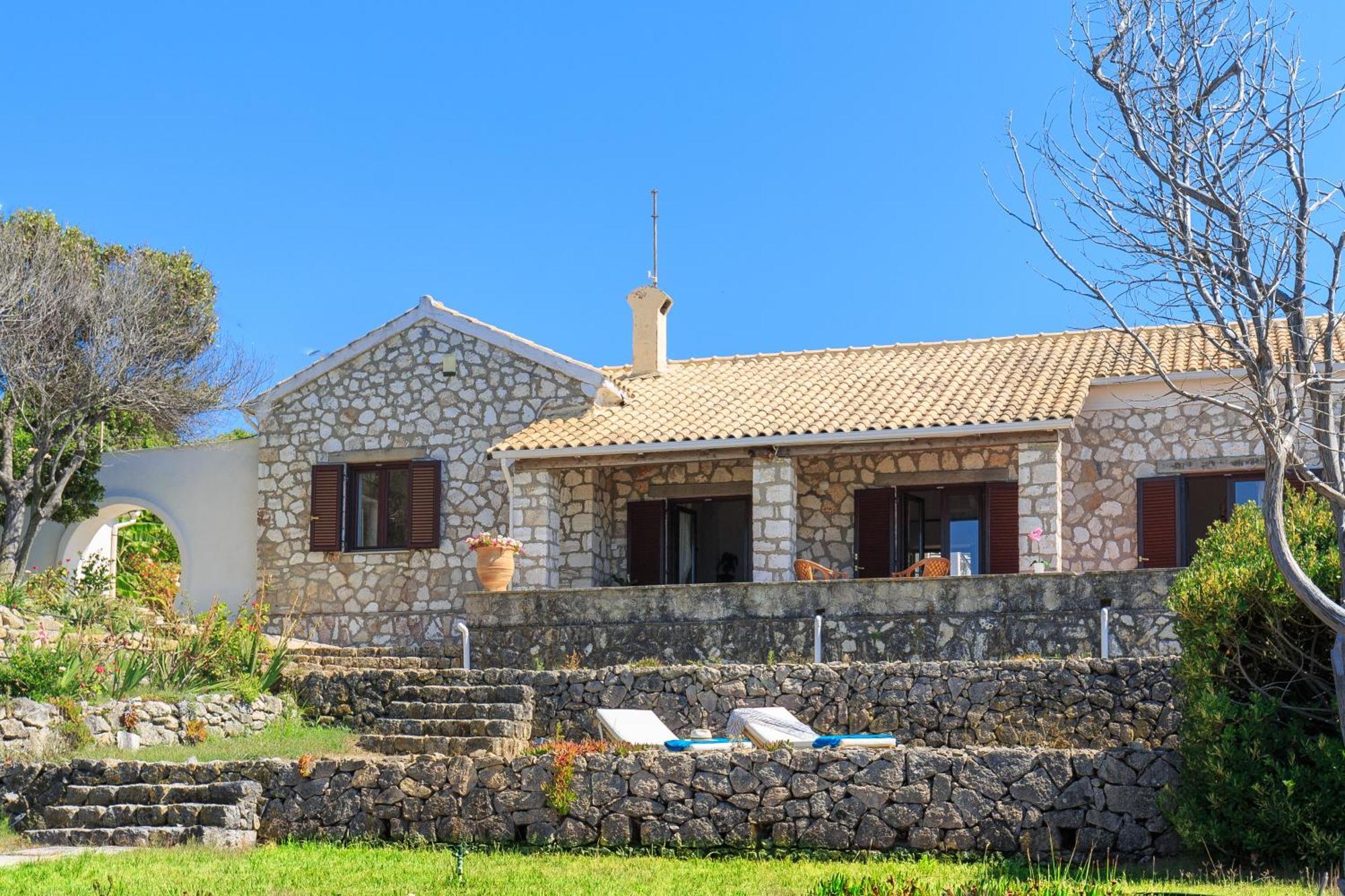 Villa Quietude Агиос Стефанос Экстерьер фото